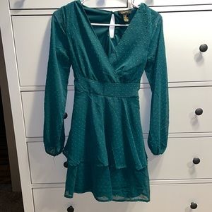 green long sleeve dress